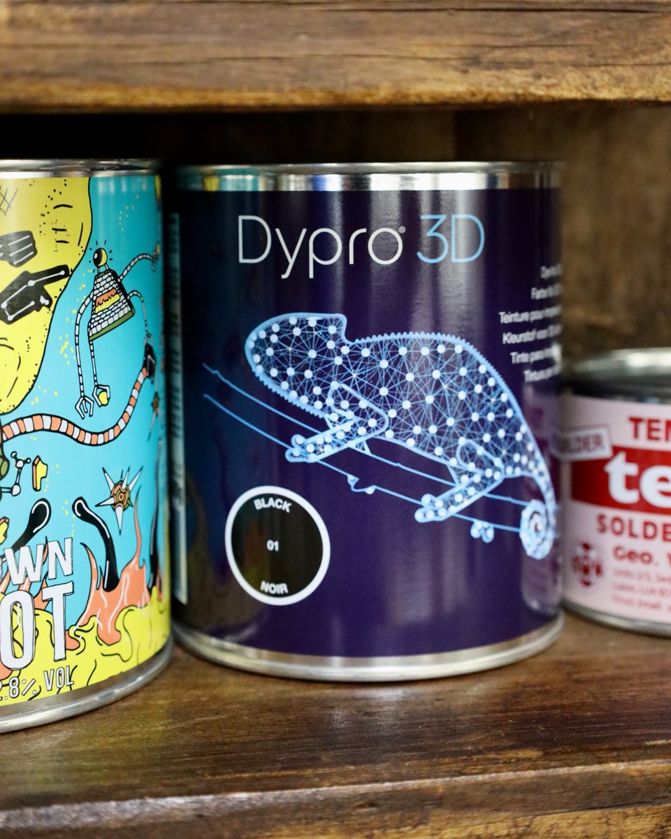 pw_williamsay's tweet image. In August 2019, @Dypro launched a larger 750ml version of their 500ml #Dypro Multi-Purpose Dye.

We supplied a classic #leverlid tin that was produced at our #LondonFactory using #solarpower.

The brand’s iconic chameleon emblem really stands out on the printed #metal tins.