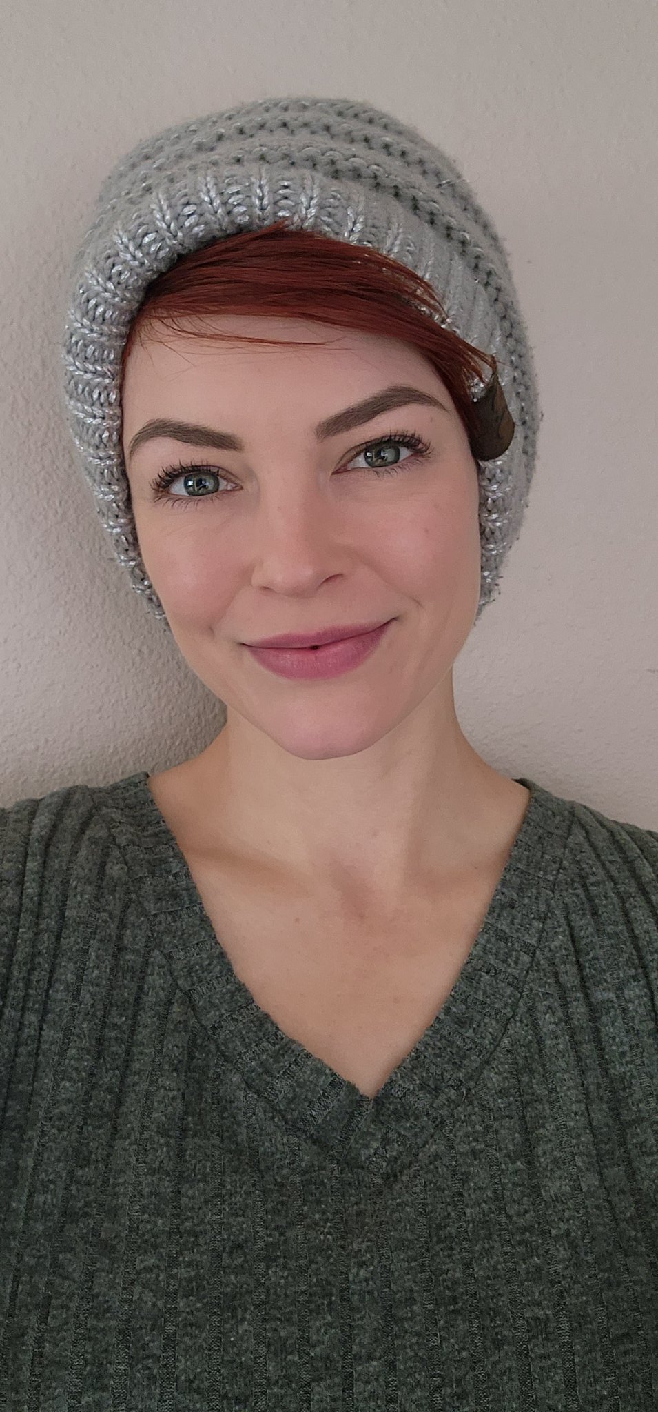 It's beanie weather! Happy Halloween and Blessed Samhain 🥰 https://t.co/FItvNeKtdd