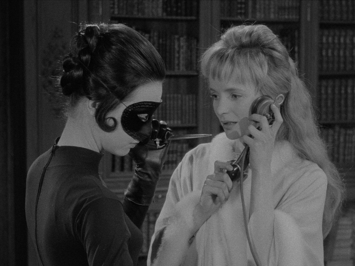 Criterion's tweet photo. Last minute Halloween costumes – Part II 👻 🖤 https://t.co/zBJBsEdkBC