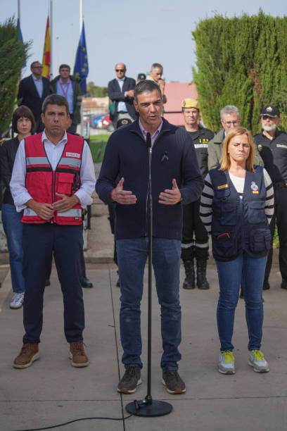 AntnMartnLpez1's tweet photo. Me da exactamente lo mismo los insultos de los pobres de espíritu Pero este hombre es lo MEJOR que nos ha pasado @sanchezcastejon 
Los Españoles deben reflexionar y mucho https://t.co/h6T09DFDHj