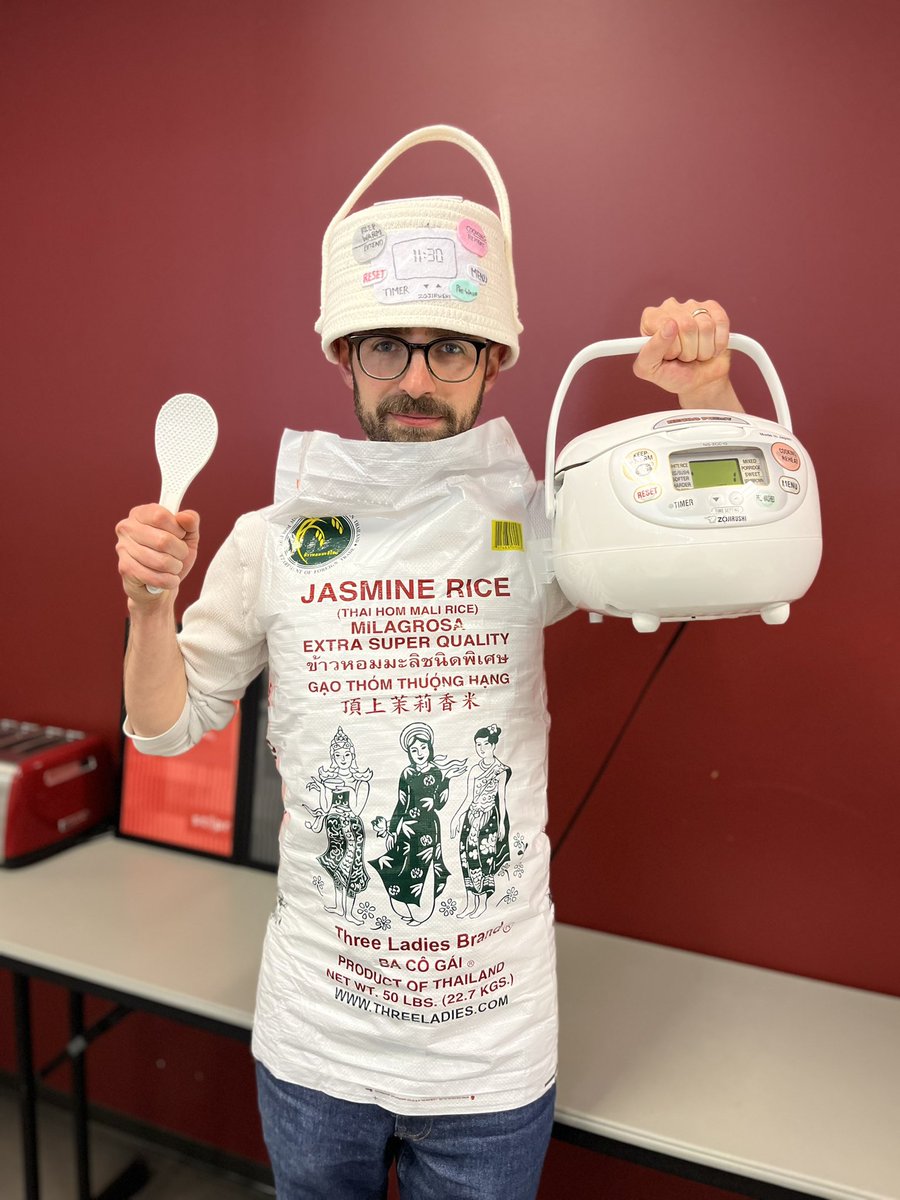 Lara Hamdan (@larafaiham) on Twitter photo Cus one thing <a href="/BrianHeff/">Brian Heffernan</a> is gonna do is eat every time when it comes to STLPR-niche Halloween costumes.
This year’s fit was inspired by our Rice Cooker Thursdays ™ (which he started as well 😂) Cus one thing <a href="/BrianHeff/">Brian Heffernan</a> is gonna do is eat every time when it comes to STLPR-niche Halloween costumes.
This year’s fit was inspired by our Rice Cooker Thursdays ™ (which he started as well 😂)
