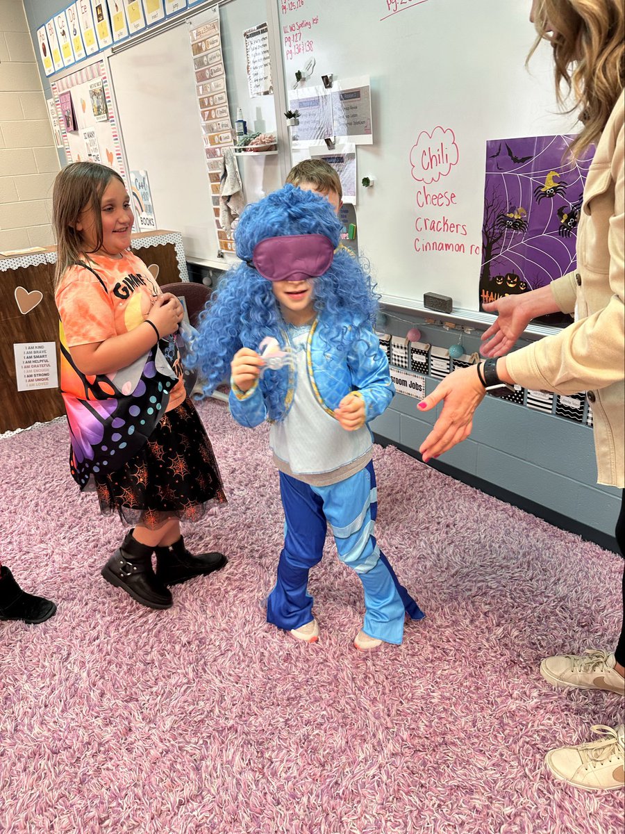 Happy Halloween! 👻🎃 <a href="/ShellCreekVikes/">LCS Shell Creek Elementary</a>