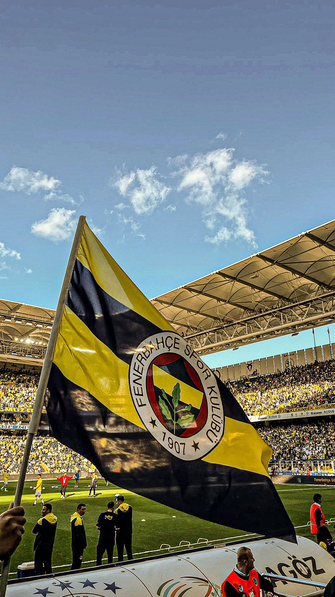 tunahntsn's tweet photo. Yıl 2024, 10 yıldır şampiyon olamıyoruz, 11.yıl olur mu bilmiyorum inşallah olmaz, 

2015te atılan bir twitten istinaden yapıyorum. 

✨ Fenerbahçe şampiyon olana kadar twit atmayacam. ✨ https://t.co/F9CM0HjusI