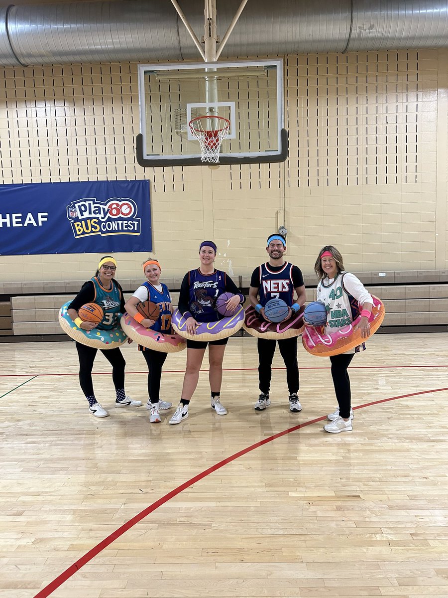 Mrs. DeDea tweet media