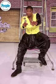SirHarveyFitz's tweet photo. I DEMAND A RECOUNT! @Akbar_Gbaja as @MCHammer on @TheTalkCBS Halloween special was robbed!
#TheTalkCBS #TheTalk https://t.co/rN1uzwrhRr