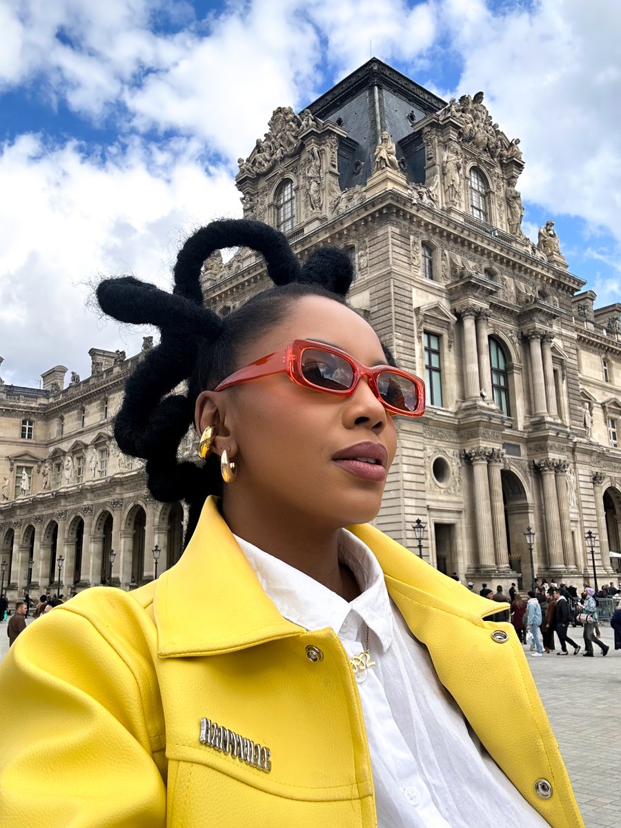 impactaagency's tweet photo. Our client, @katlego_tefu  – a leading fashion and natural haircare content creator in South Africa – recently took Paris by storm at Paris Fashion Week! As a lead content creator for @TRESemme_SA for over four years,Katlego joined Maxhosa’s highly anticipated fashion activation https://t.co/FUTizXjCVw