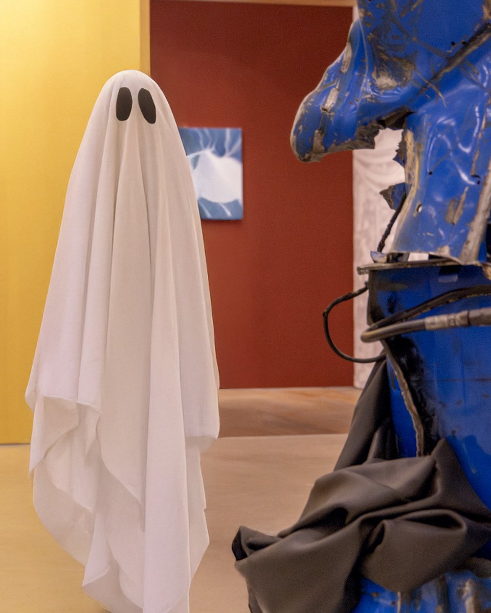 pamm's tweet image. Happy Halloween from all of us here at PAMM! Art is for everyone—even our ghostly friends!🎃👻 Whether you’re dressing up or just enjoying the festivities, we hope to see you at the museum for some creative inspiration.
#HappyHalloween #HalloweenAtPAMM