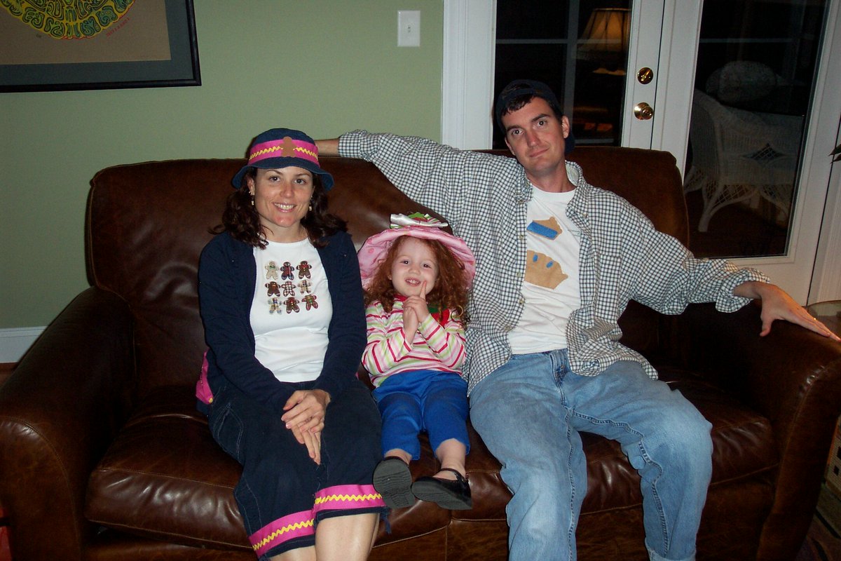 eldredforjudge's tweet image. #throwbackthursday to past Halloweens. I hope everyone has a fun (and safe!) Halloween!