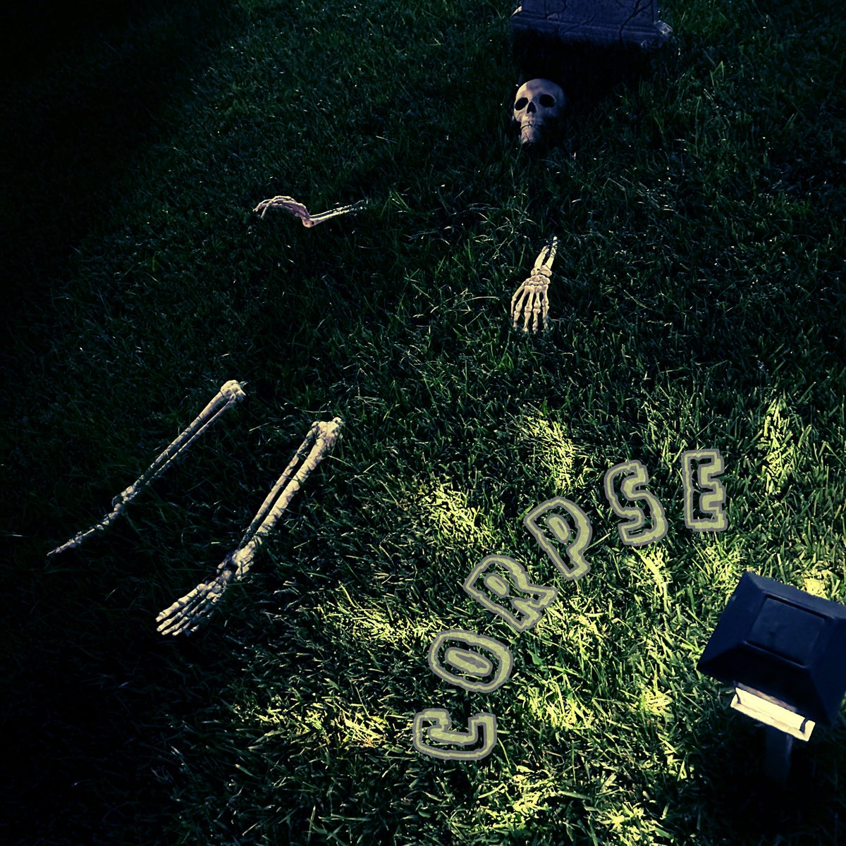 allofthebelow's tweet image. corpse out tonight. happy halloween! 🪦