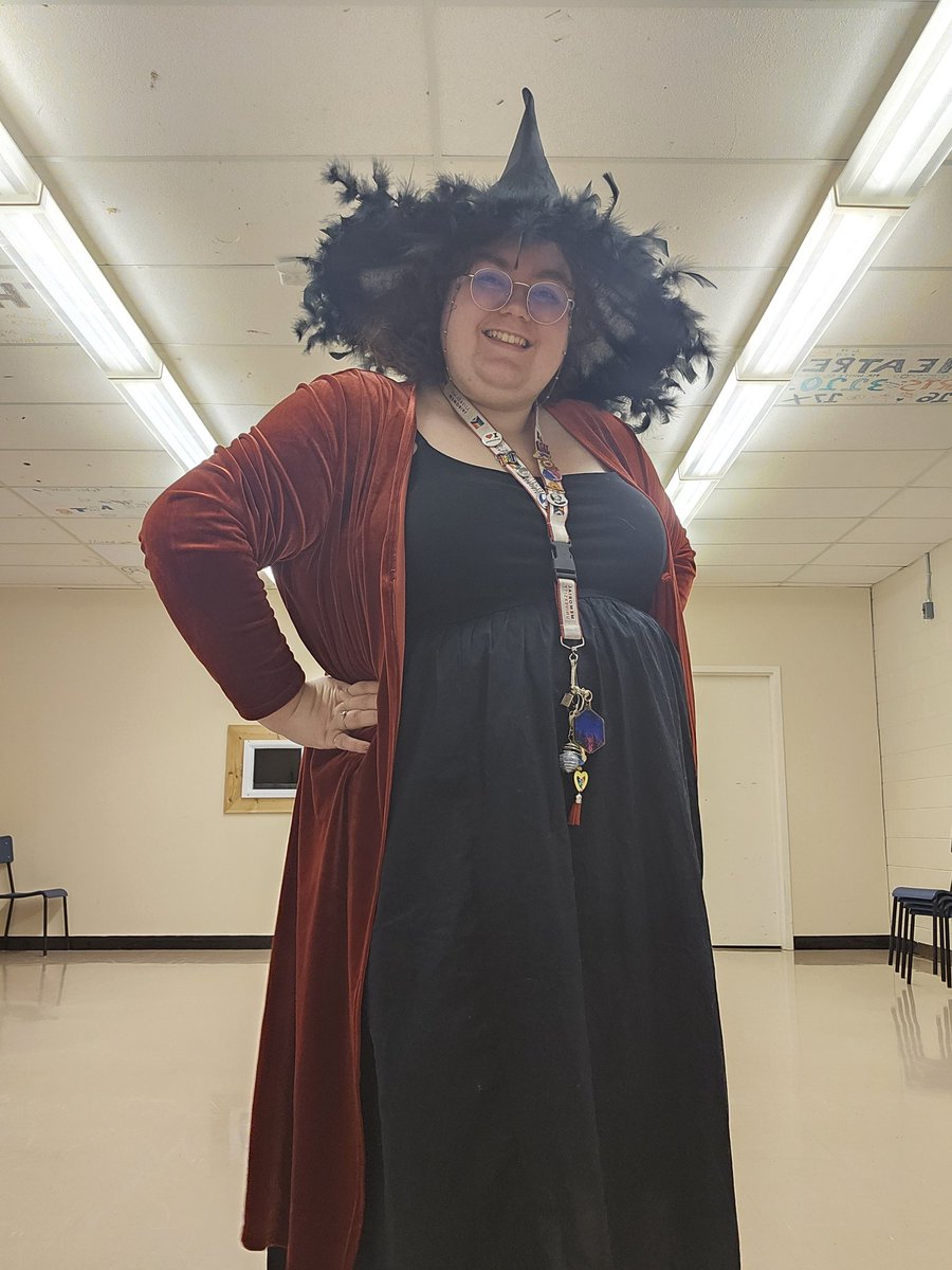 MissHTuck's tweet image. A super fun day for this witch with all the folks at @ODHigh ! Plus, a bonus shot of my main costume this year with C: a certain duo you don't want in the audience of your comedy set...