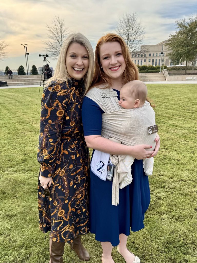 georgiayr's tweet photo. Pictured: STRONG AND INTELLIGENT women who stand with President Trump

Women, don’t let Misogynistic Mark tell you who to vote for 🤡

#gapol @realDonaldTrump https://t.co/J4hf0EkEnM