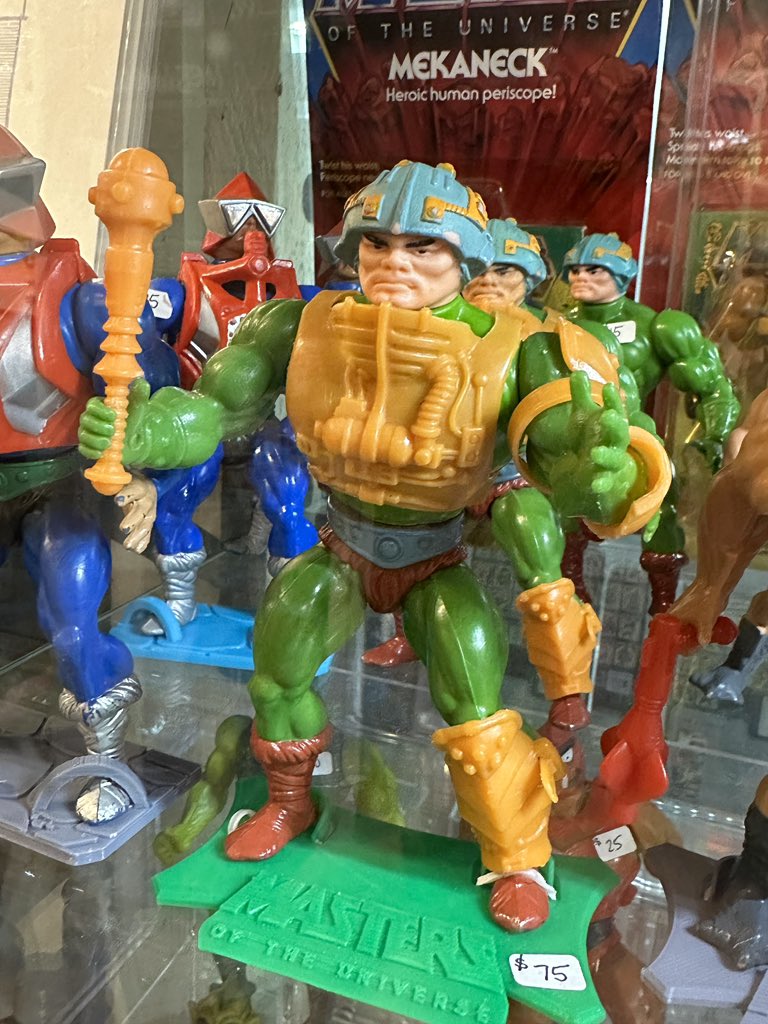 xbaxterx's tweet photo. Tee Rex — #collectxdestroy #teerex #photography #gijoe #starwars #motu #buckyohare #toys #toyhunter #northwestarkansas #nwa #eurekasprings #arkansas https://t.co/WeiZmP1G9I