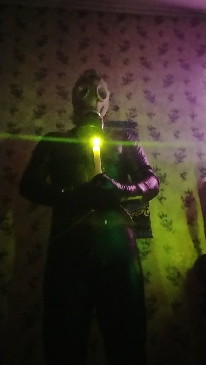 CryptdewellerB's tweet photo. Midnight ritual

#halloween2024 #dronification https://t.co/on3dn2vhbg