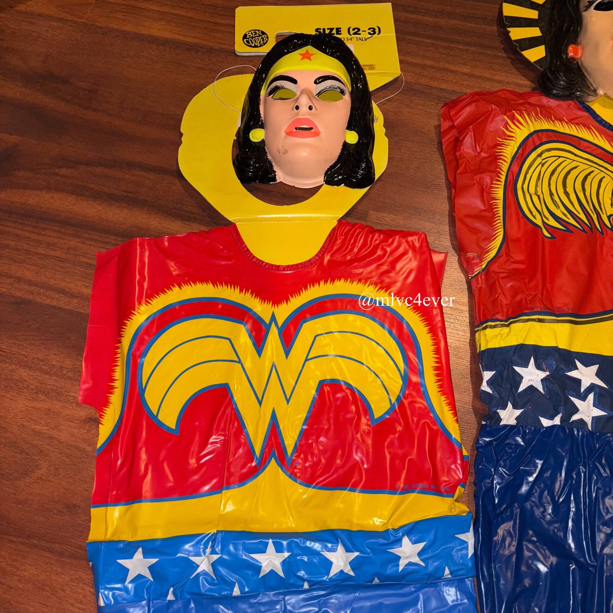 mlvc4ever's tweet photo. Latest vintage #wonderwoman purchases included these 1970/80s hanging Ben Cooper costumes!  Hope everyone has a Happy Halloween 🎃!

https://t.co/XQgWc0ynSC https://t.co/Yb37qSkzbN