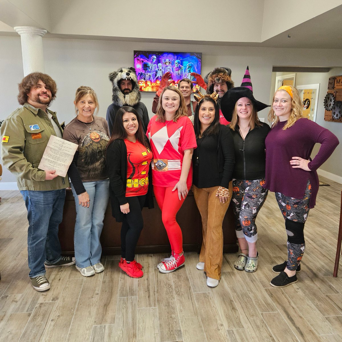 Maxivolt's tweet photo. We've got spirit, yes, we do! We've got spirit how 'bout you?
Show us your #halloweenspirit ⬇️ https://t.co/adcK2Z8VOY