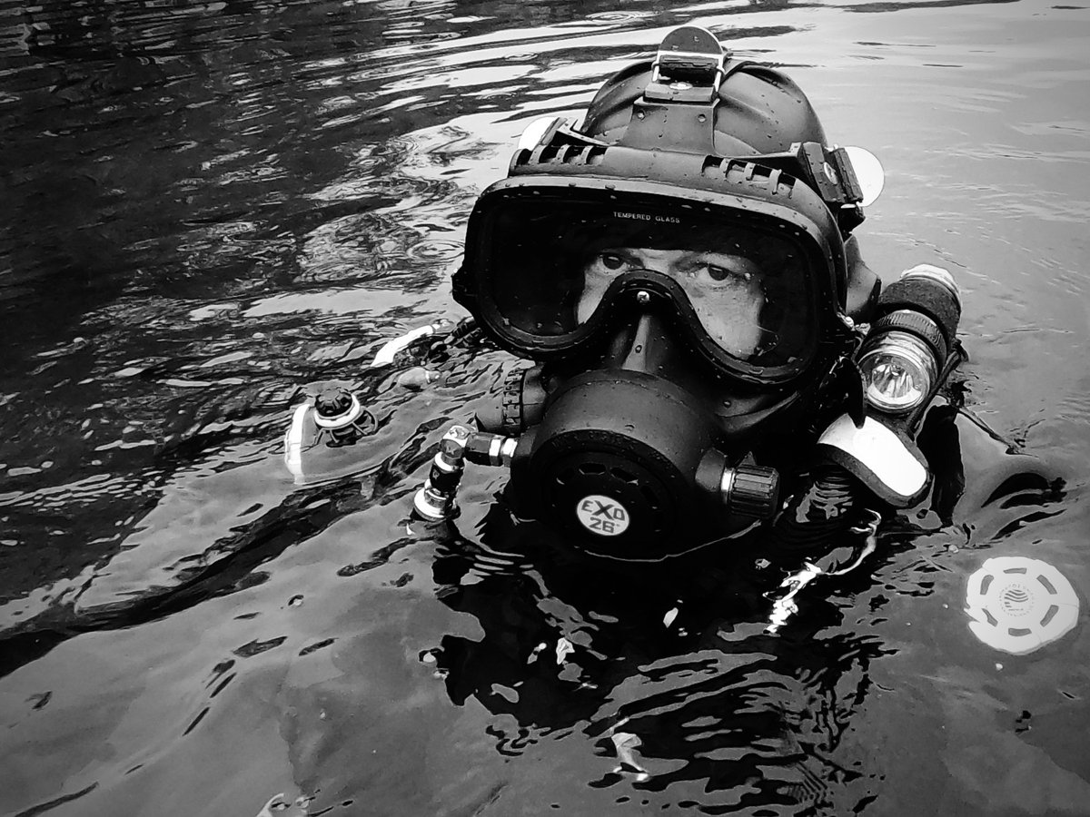 Who is going to join me then? It will be fun, I  promise 😈
#rubberdiver