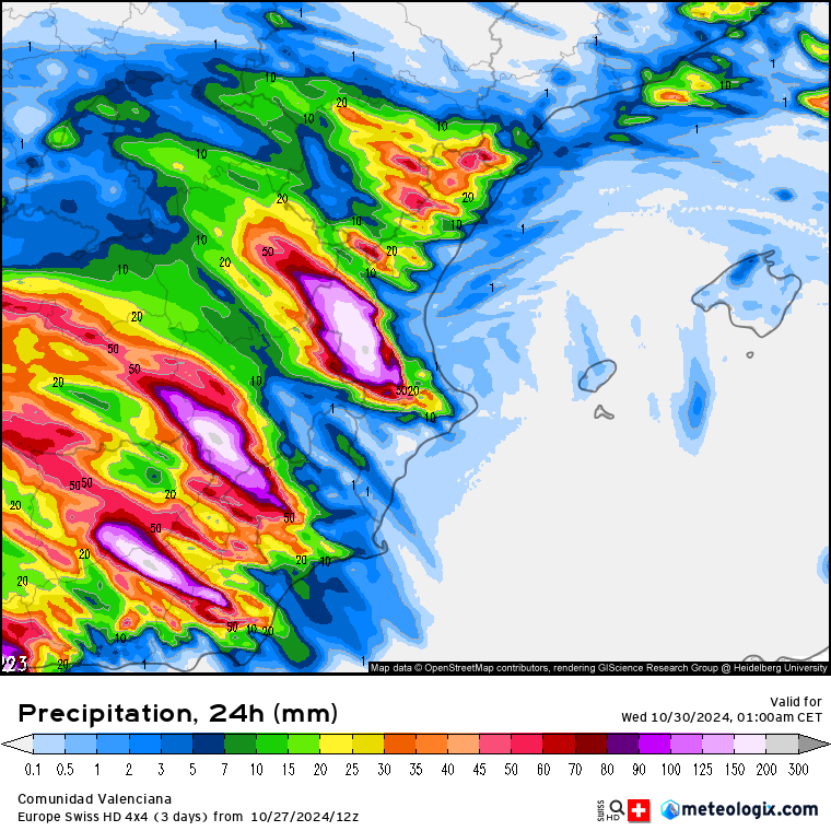 pablofcmet's tweet photo. Estas eran las predicciones de algunos modelos meteorológicos dos días antes de las inundaciones asociadas a la DANA en Valencia. Los modelos indicaban un alto potencial de lluvias muy importantes en la provincia de Valencia (superando los 150-200 mm). Fuente: meteologix. https://t.co/ezSU9ZModq
