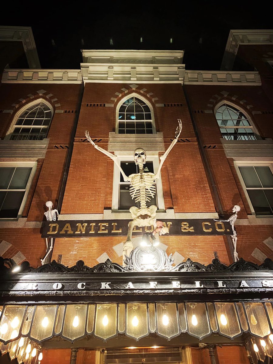 Favorite Halloween tradition: pre-dawn stroll through Salem with my friend K + my dog E + a giant coffee. One of the many skellies from this morning, courtesy K's phone.