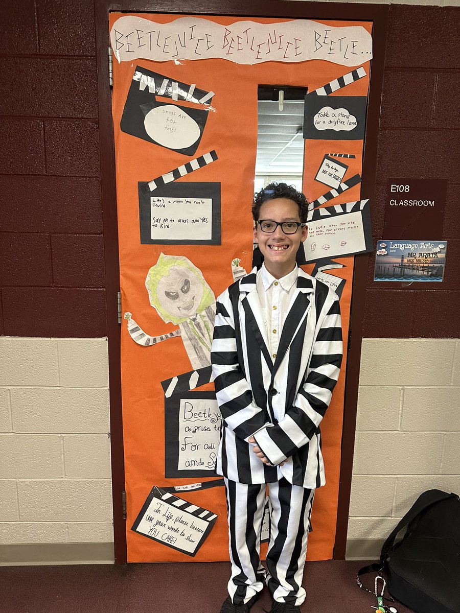 The Arata/Mitchell homeroom is ready to film life drug and bully free! Awesome collaboration to share the message that words and choices matter! #redribbonweek <a href="/MrsWilke76/">Agatha Wilke</a> <a href="/SuptMOTSD/">Sumit Bangia</a> <a href="/mtolivemiddle/">Mt. Olive Middle School</a> <a href="/MountOliveTSD/">Mount Olive Township School District</a>