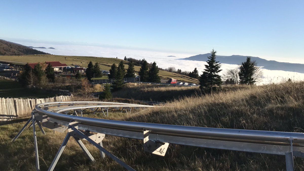 Real_Virtuelle's tweet photo. Les Vosges. 😎 Et, au loin, les Alpes

#MerDeNuages 💙🤍 https://t.co/iFsDweGfno