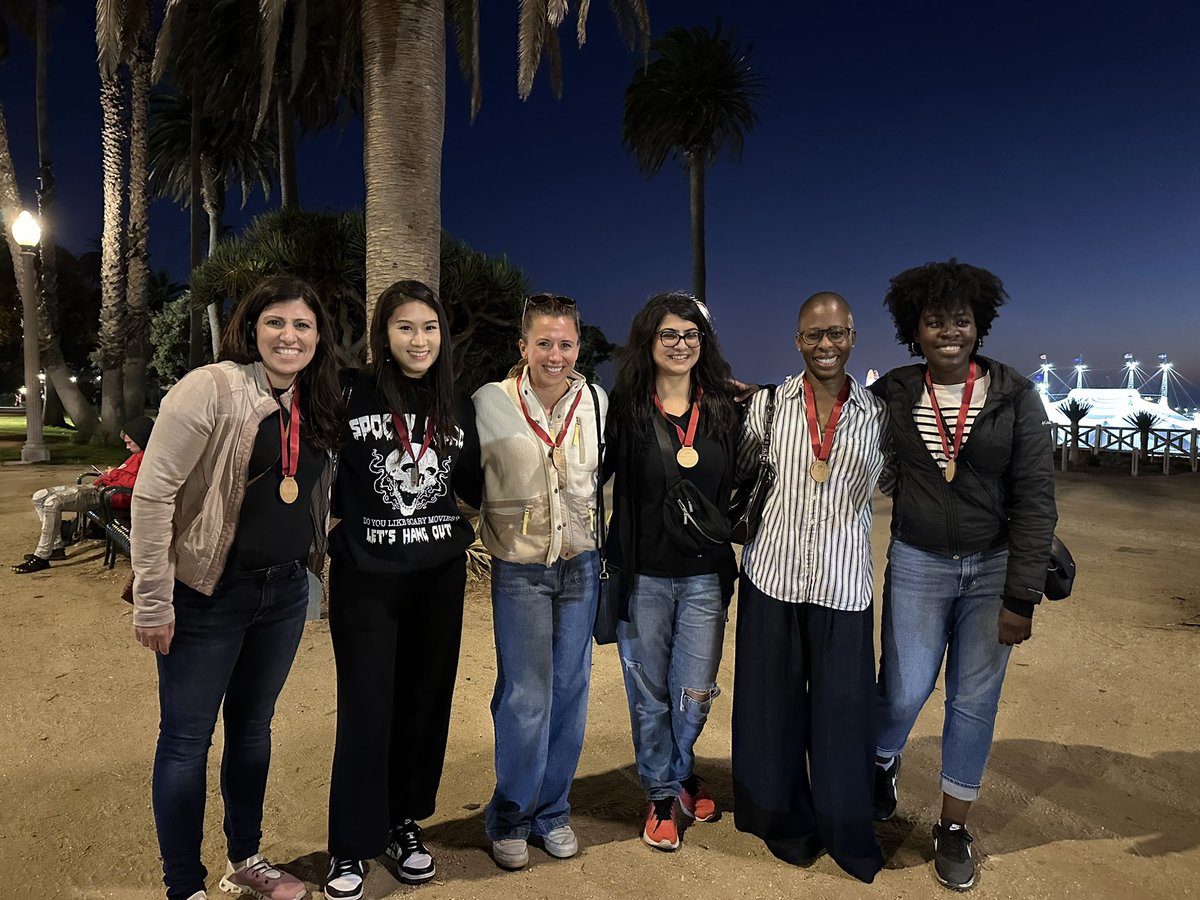 UCLAPHMFellows's tweet photo. #UCLAPHM Fall Retreat shenanigans!! Had a blast exploring Santa Monica Pier and celebrating #DodgersLA! 💙💙💙 https://t.co/swkvo1m9Sr