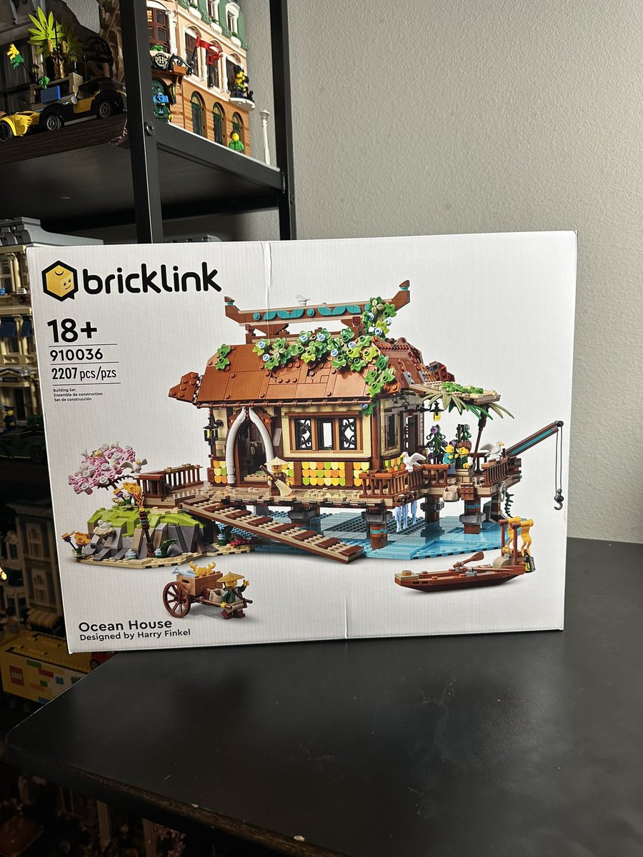 ericcbricks's tweet image. My @BrickLink  says finally came in!!

Brick Cross Station
Ocean House 

#lego #bricklink #legocollection