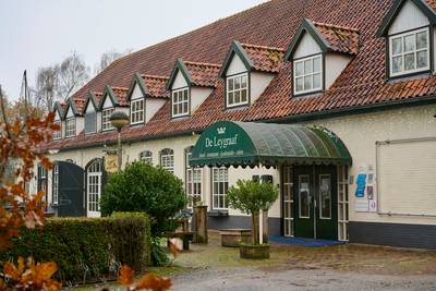 Bernheze met handen in het haar: tijdelijke opvang Oekraïners Heeswijk-Dinther sluit bijna, maar nieuwe plek is nog niet klaar dlvr.it/TFx1Qy