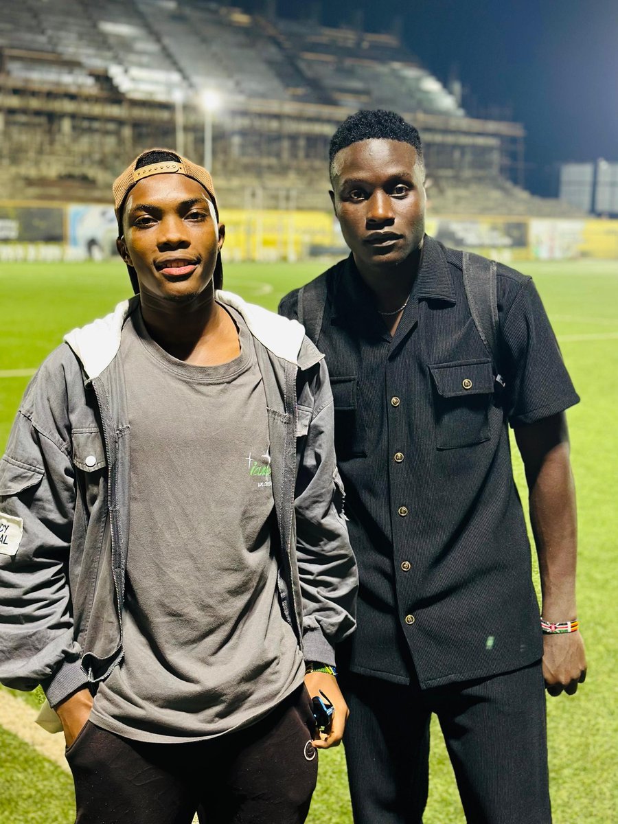 🇺🇬𝐾 𝐴 𝑊 𝐸 𝐸 𝑆 𝐴✨ tweet media