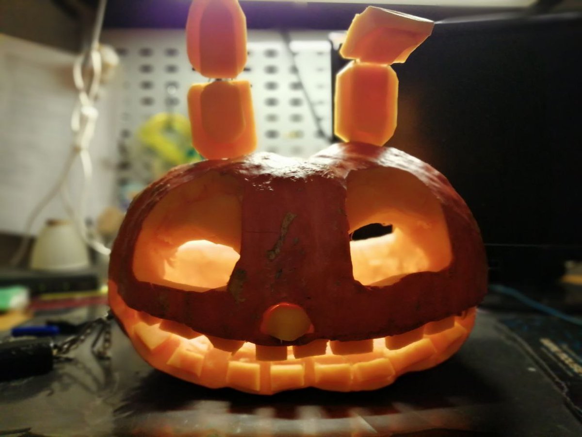 MFarost's tweet photo. Pumpkins for a small local Halloween
There will be something else tomorrow

#pumpkins  #HELLOWEEN #pumpkin  #helloween #fnaf #bonnie #jackobonnie https://t.co/B2HgJx4ule