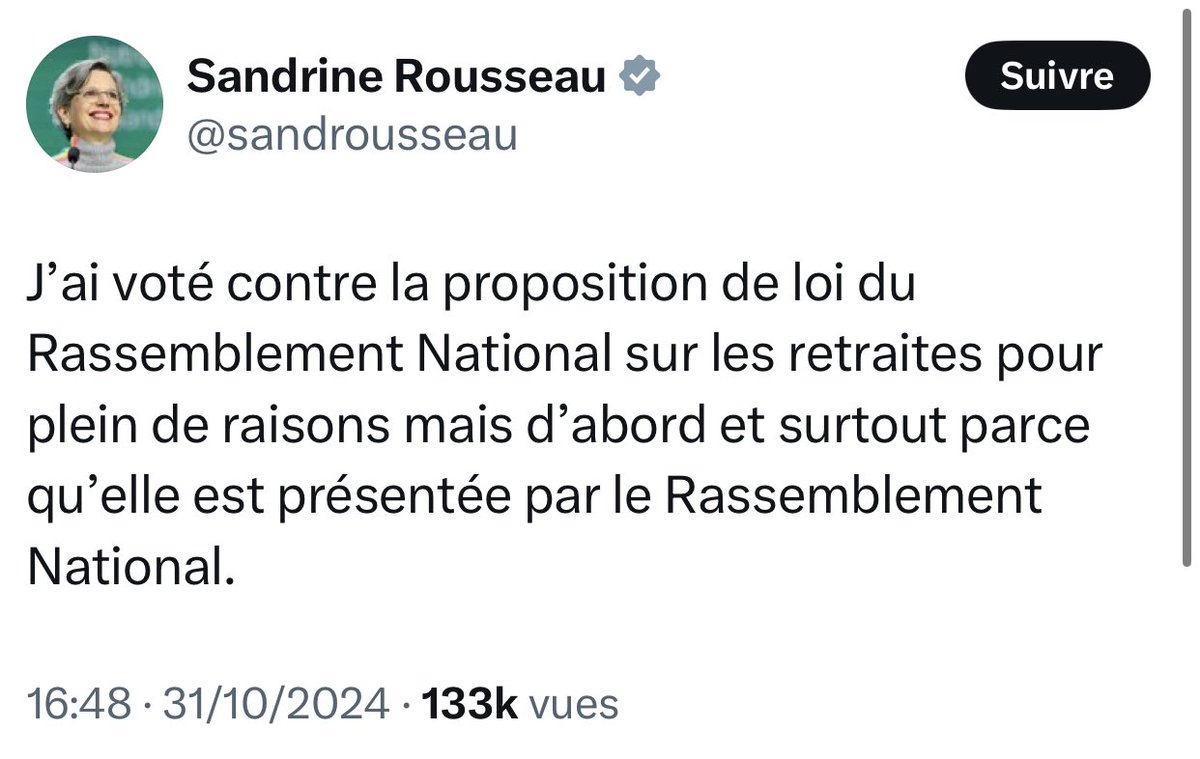 Même si on le savait déjà, ces gens payés 7000€ par mois par nos impôts avouent qu’en réalité ils n’en ont rien à faire de l’intérêt général et du peuple. Tout ce qui les préoccupent c’est de ne pas voter avec untel ou untel parce que ce n’est pas leurs copains. Ces gens sont