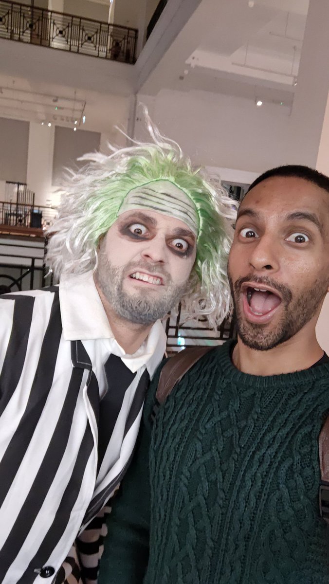 Bobby_Seagull's tweet photo. Did you know Halloween is older than Christianity? Started as pre-Christian Celtic festival "Samhain" (summer's end). It recognised last day of autumn harvest and spirits crossing over (believed veil between living & spirit world grew thinnest then).
Attending @sciencemuseum Lates event on Halloween π
#SMLates #ScienceMuseum #Halloween