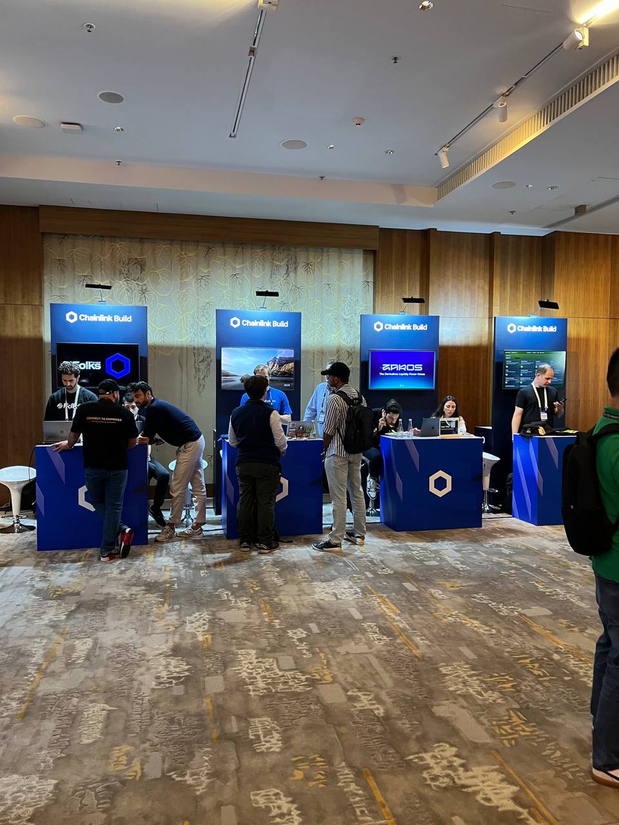 tau_protocol's tweet image. 🚀 Exciting times at #SmartCon in Hong Kong! 🌏 Tau Protocol is thrilled to be here, connecting with innovators and visionaries across Web3. Proud to be part of the @chainlink Builder Program. let’s build the future of decentralized finance! 💪#SmartCon2024