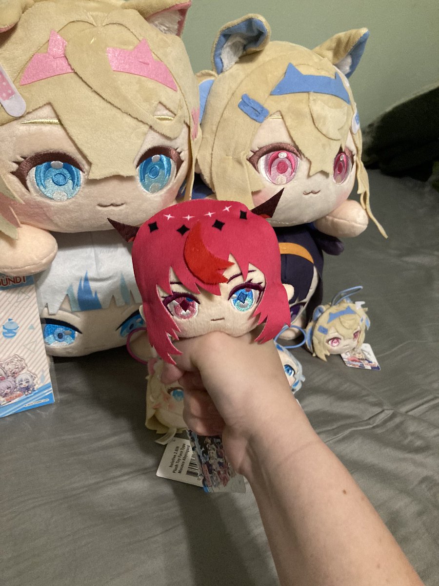 susmoth's tweet photo. WHY WERE YOU SO HARD TO GET?? https://t.co/Lsaf0uYtxs