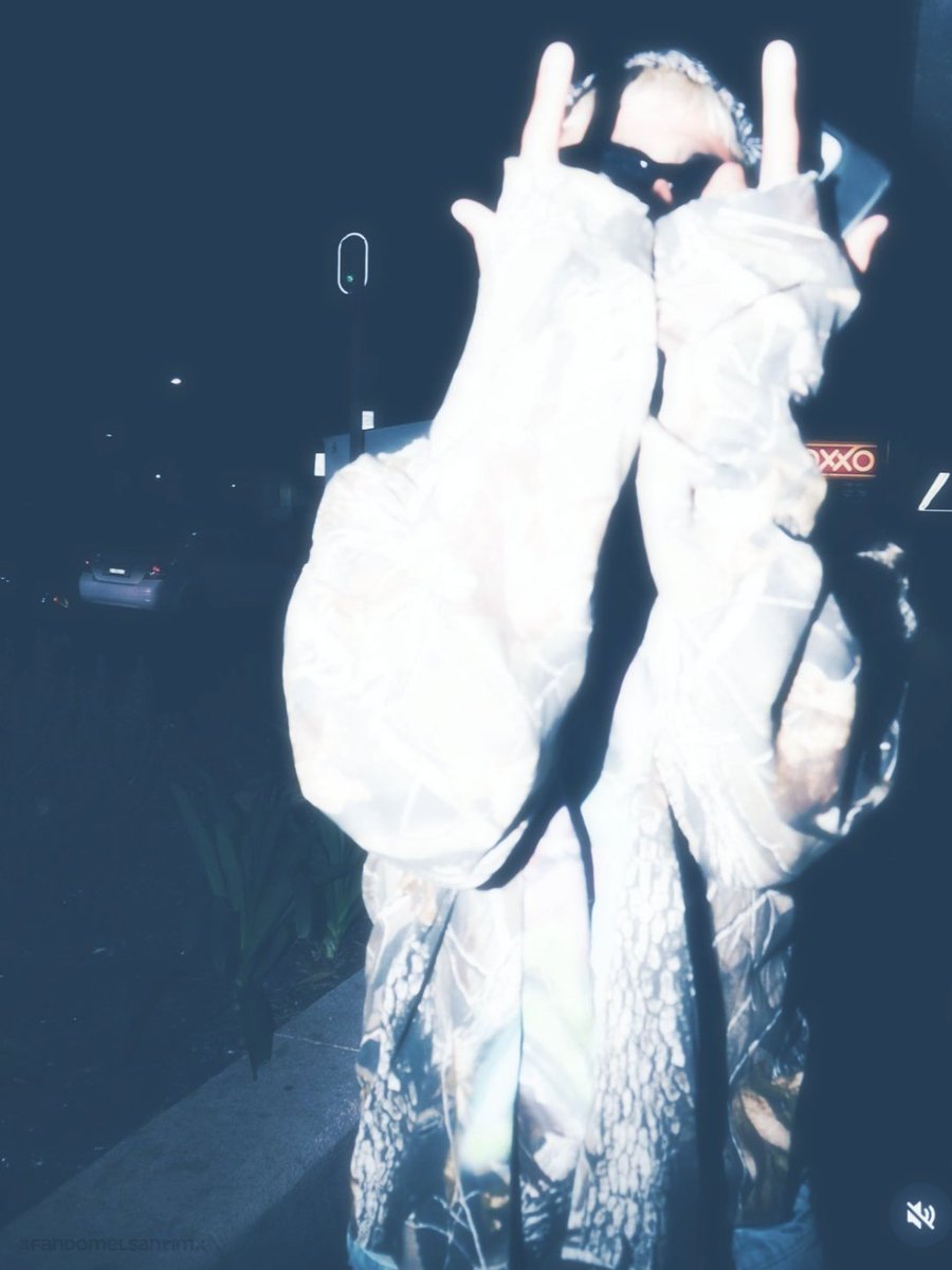 #FelizJueves ツ

"Sabes que no quería acabar"...

💿 ALGO FATAL 

🎧 open.spotify.com/track/0JqJSioU…

#ElSanti #Spotify #YouTube
#Deezer #AppleMusic #Tidal