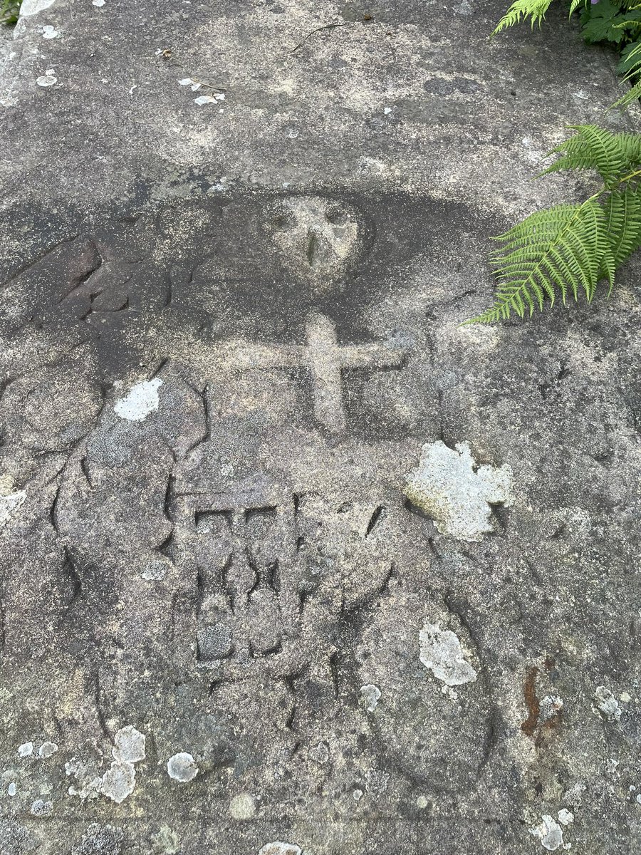 underthestones's tweet photo. And just like that - poof! It’s #Halloween and the last day of #31DaysOfGraves. I’m back in Newchurch in Pendle tonight which felt was deeply appropriate for a stone with a skull. Thank you @annaandthedead for organising 31 Days, it’s been great 🥰 https://t.co/WM2EfunlaP
