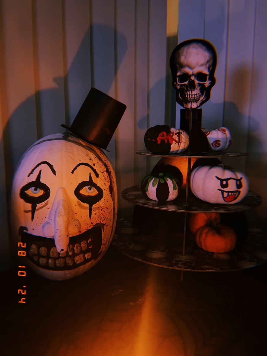 Miss Mia 🔪 tweet media