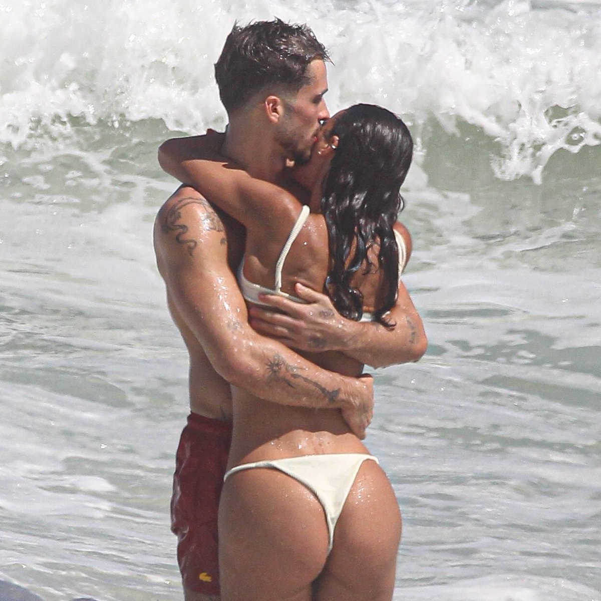 heyocn's tweet image. a bruna e o joao parecia tao improvável antes, agora acho que eles combinam tantooo