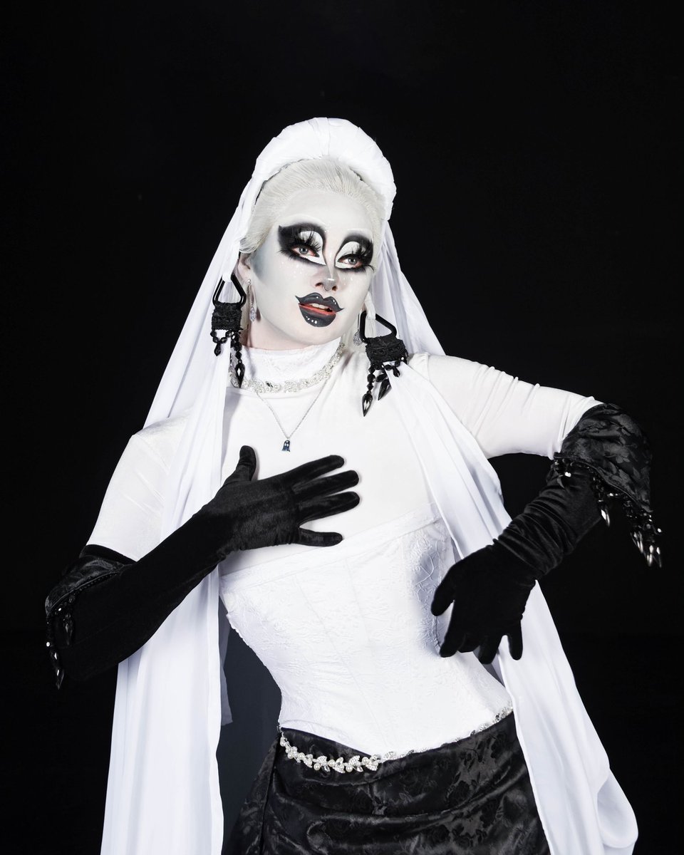 upuntil_dawn's tweet photo. 👻 https://t.co/WxyLQFROVe