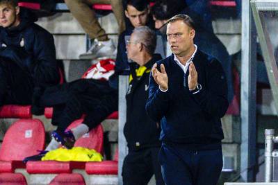 LIVE | Flink gewijzigd Helmond Sport houdt gelijke tred met Telstar; meeste kansen voor thuisploeg dlvr.it/TFx31Q