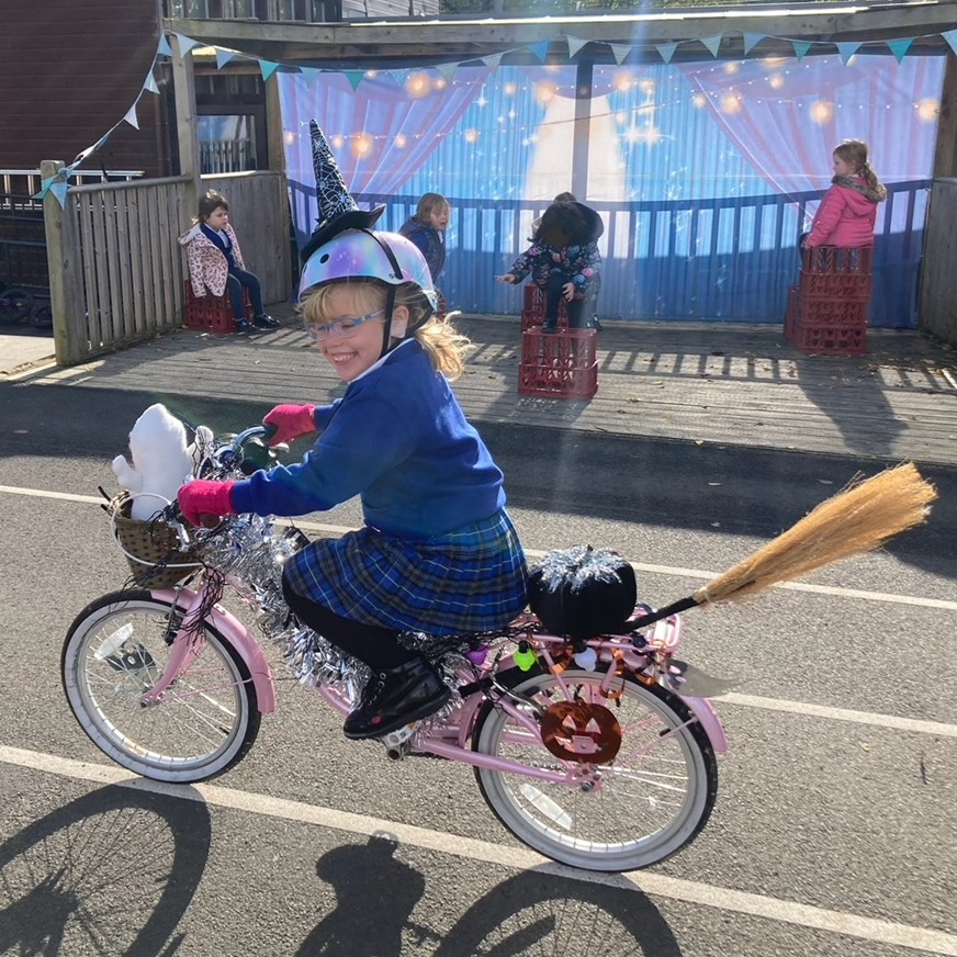 Are you having a fang-tastic half term?

Why not make time for a spook-tacular walk or bike ride with your little ghouls.

Check out <a href="/gojauntly/">Go Jauntly</a>   for some frighteningly good ideas.

#BNGC