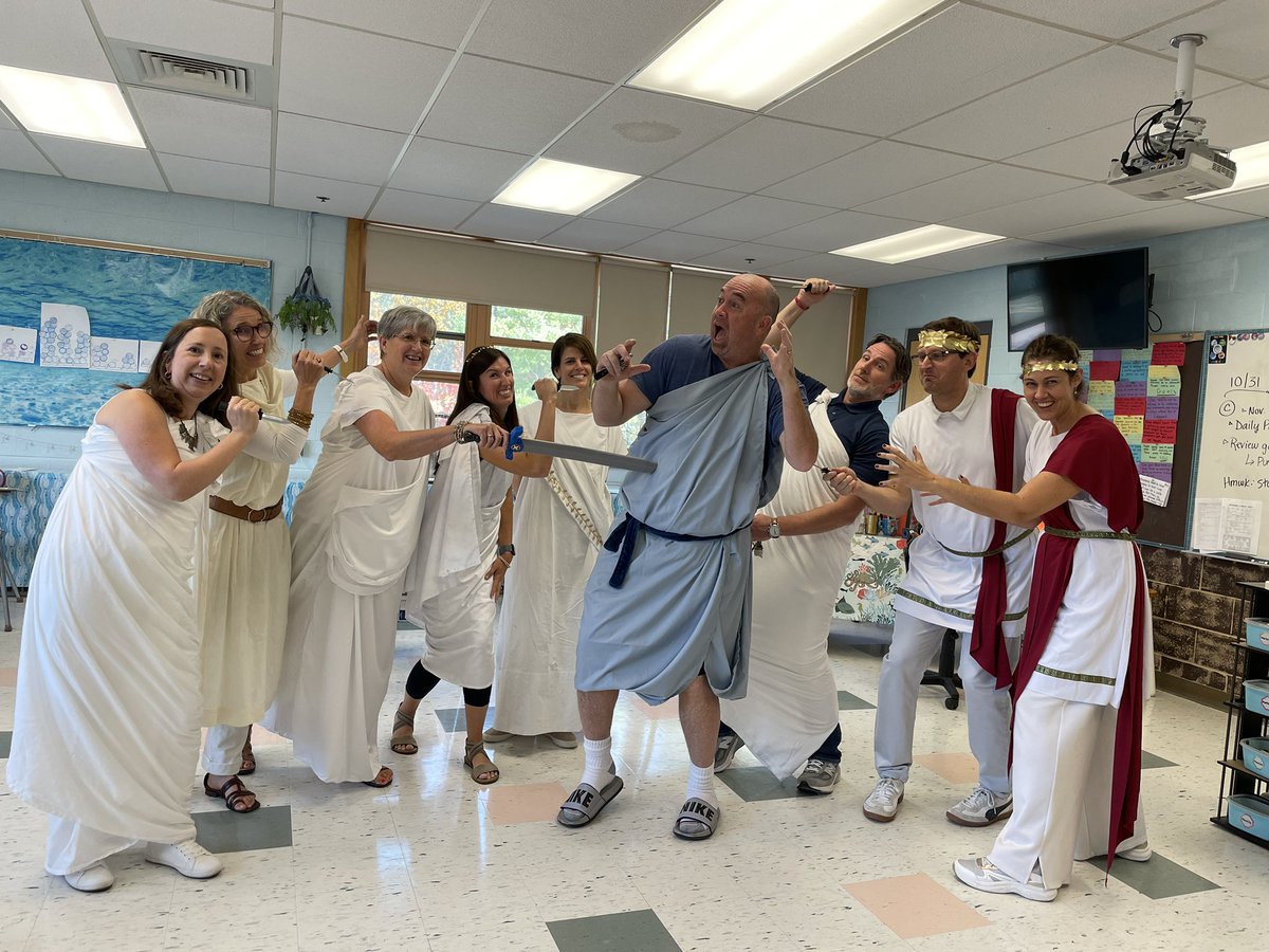 jkeirs's tweet photo. Westford Academy English department killing it in Ancient Rome. https://t.co/BqC5M252Zg
