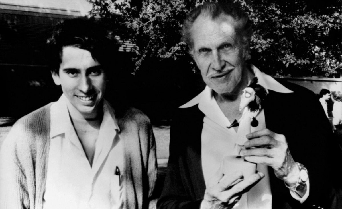 The B-Side (@tfsbside) on Twitter photo Happy Halloween, you creatures of the night! Celebrate with some B-sides π
Vincent Price (feat. <a href="/TheMixedReviews/">The Mixed Reviews Podcast</a>' Gavin Mevius): bit.ly/4e3iloW
Tim Burton (feat. <a href="/moviemazz/">Maria Lewis</a>): bit.ly/3Uhv94a Happy Halloween, you creatures of the night! Celebrate with some B-sides π
Vincent Price (feat. <a href="/TheMixedReviews/">The Mixed Reviews Podcast</a>' Gavin Mevius): bit.ly/4e3iloW
Tim Burton (feat. <a href="/moviemazz/">Maria Lewis</a>): bit.ly/3Uhv94a