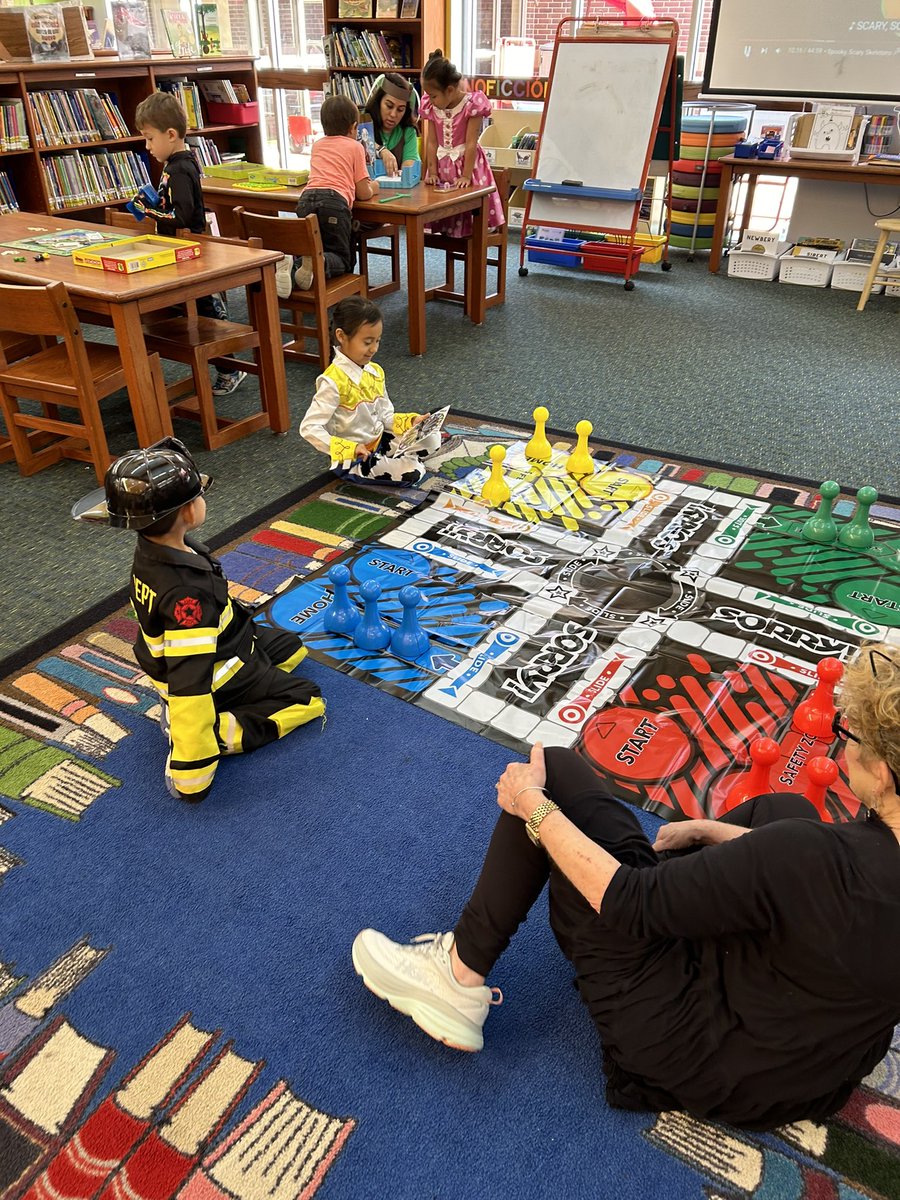 Celebrating our readers K-5 who met their goals this 9-weeks with a Board Game Bonanza in the library 🎲 These <a href="/BluebonnetLions/">Bluebonnet Elementary School</a> are #LockhartLeading #ExpeditionExcellence
