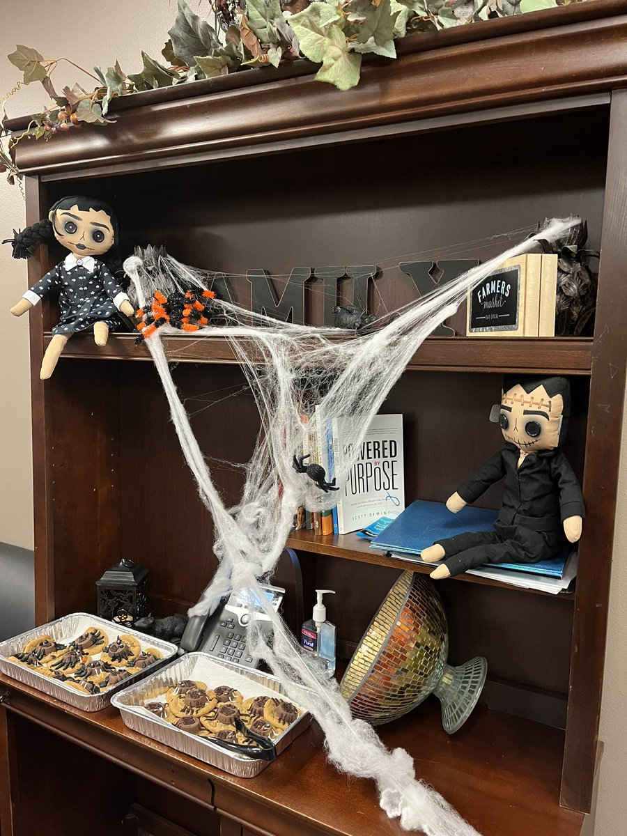 Rachel Flanders tweet media