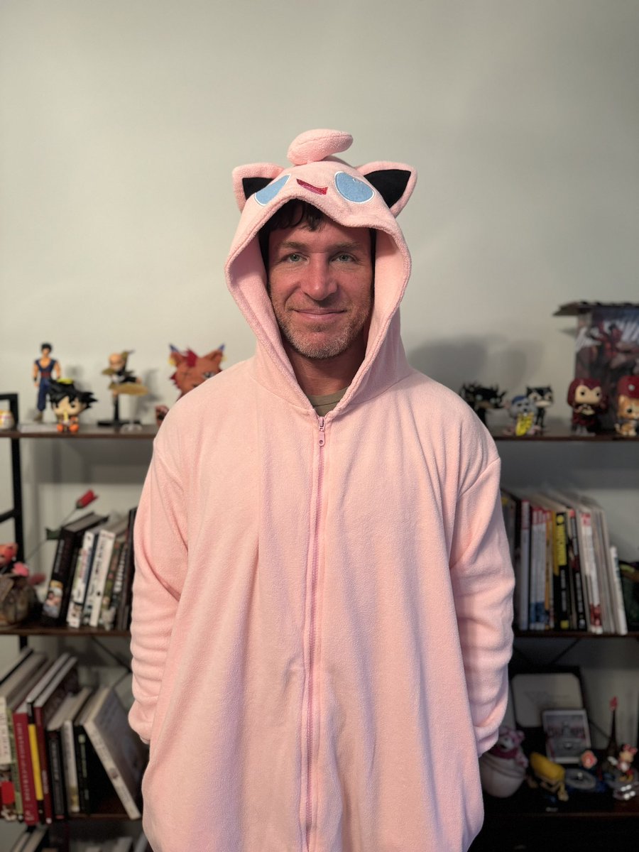 SuperChrisSabin's tweet photo. Happy Halloween. https://t.co/oRzDSbfRT9