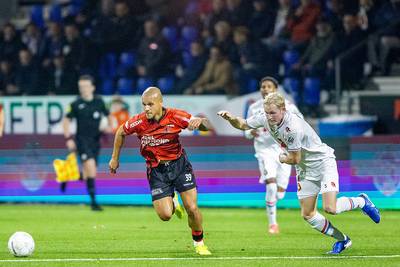 LIVE | Helmond Sport op achterstand tegen Telstar; wéér gloort vroege uitschakeling in bekertoernooi dlvr.it/TFx4rl