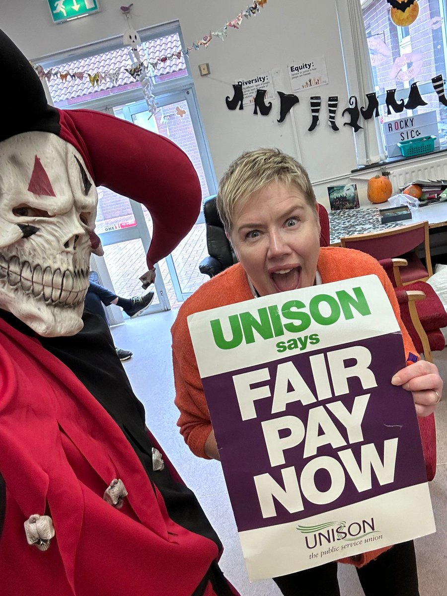 🎃 👻 If you think our members are scary now 😱 just wait and see them if Minister Nesbitt doesn't act fast!! 😉 #NHS #hscpay <a href="/JimShannonMP/">Jim Shannon MP</a> <a href="/mikenesbittni/">Mike Nesbitt</a> @AlexEastonMP <a href="/GRobinsonDUP/">Gavin Robinson</a>