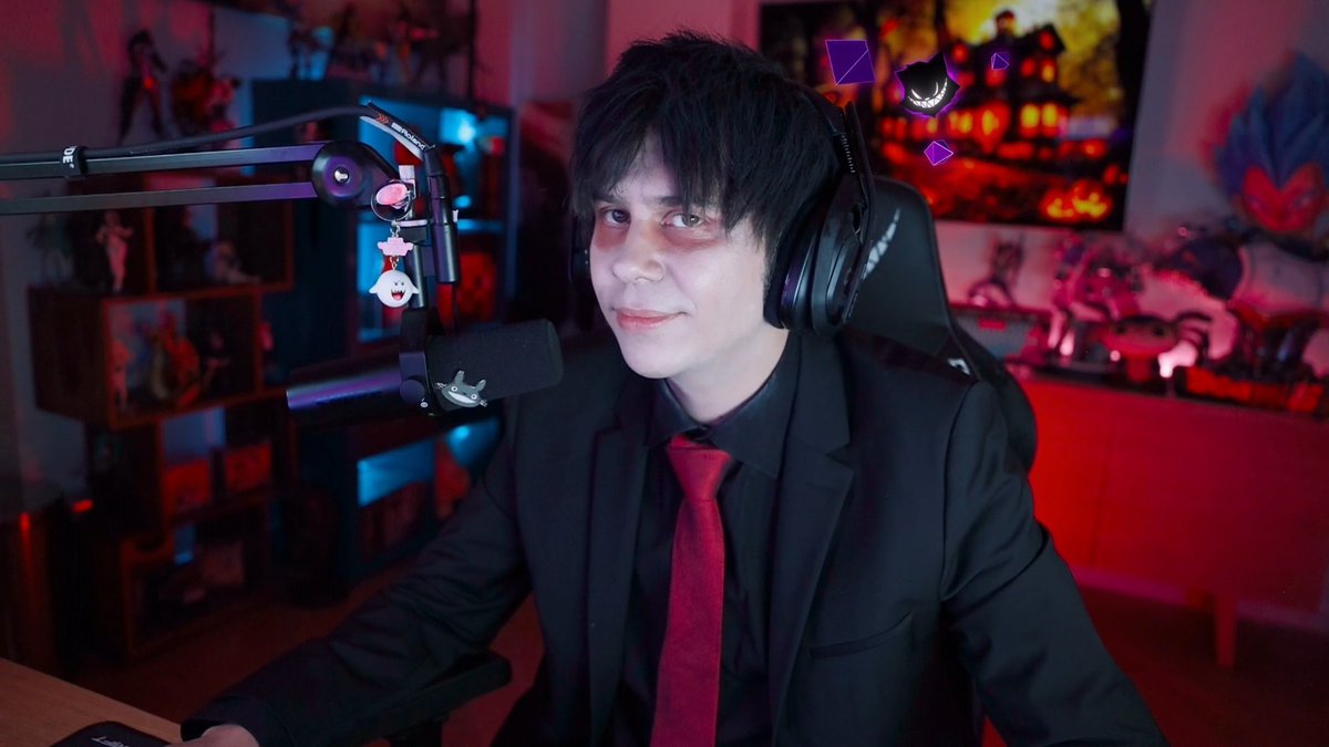 rubsprn's tweet image. poco se habla del traje, le ha funcionado para todo