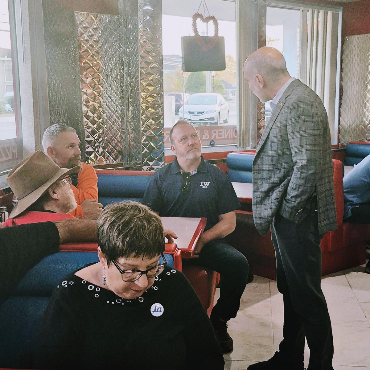 South Jersey is fired up and ready to win! Thanks you <a href="/AndyKimNJ/">Andy Kim</a> for helping rally voters across #NJ02!