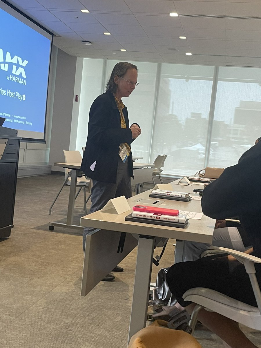 BAAwo_MD's tweet photo. The Fall Session of the AMA-UC Resident Diversity Leadership Program is underway! So proud of the #RDLP Delores, alum and faculty👌🏾@UCincyMedicine @UCMED_Diversity @ssanten https://t.co/r9jcGaetAS
